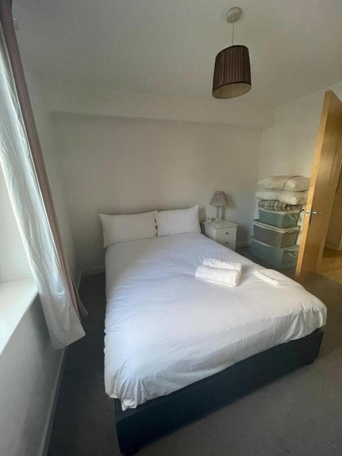 Pass The Keys Lovely 2Bedroom Flat With Balcony Edimburgo Exterior foto