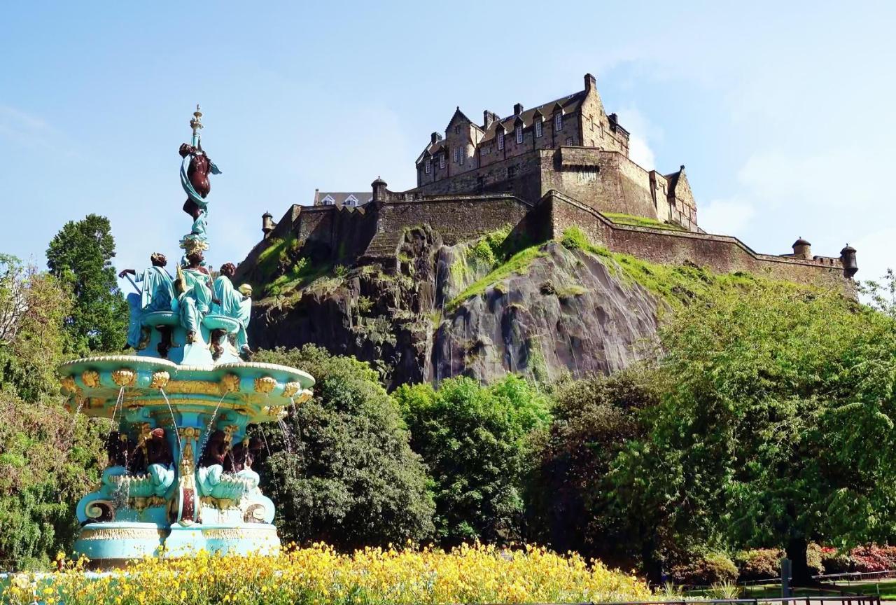 Pass The Keys Lovely 2Bedroom Flat With Balcony Edimburgo Exterior foto