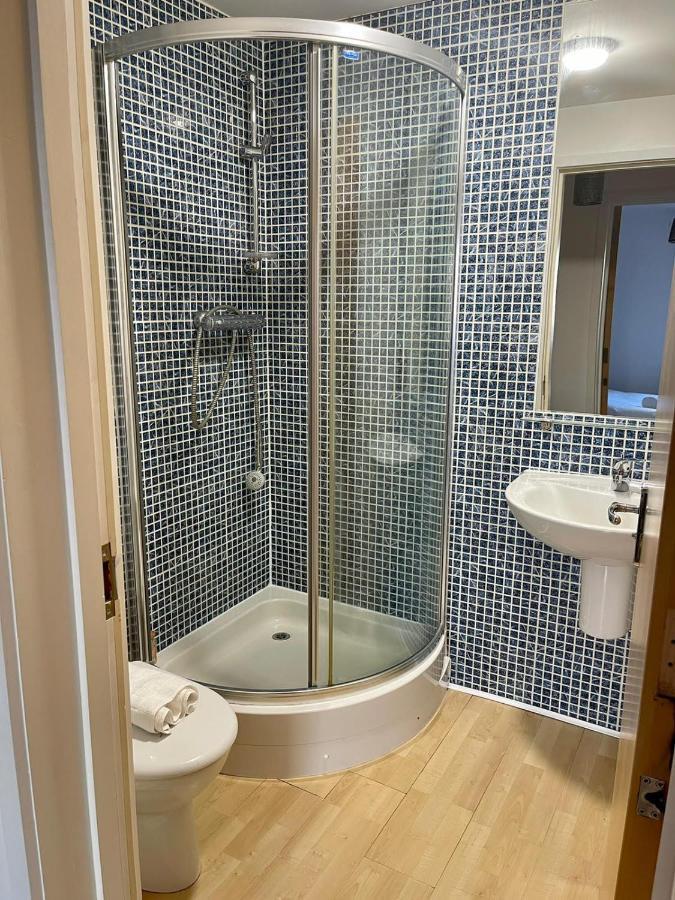 Pass The Keys Lovely 2Bedroom Flat With Balcony Edimburgo Exterior foto